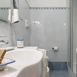 San Michele 4*