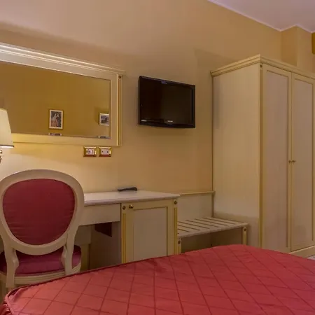 San Michele 4*